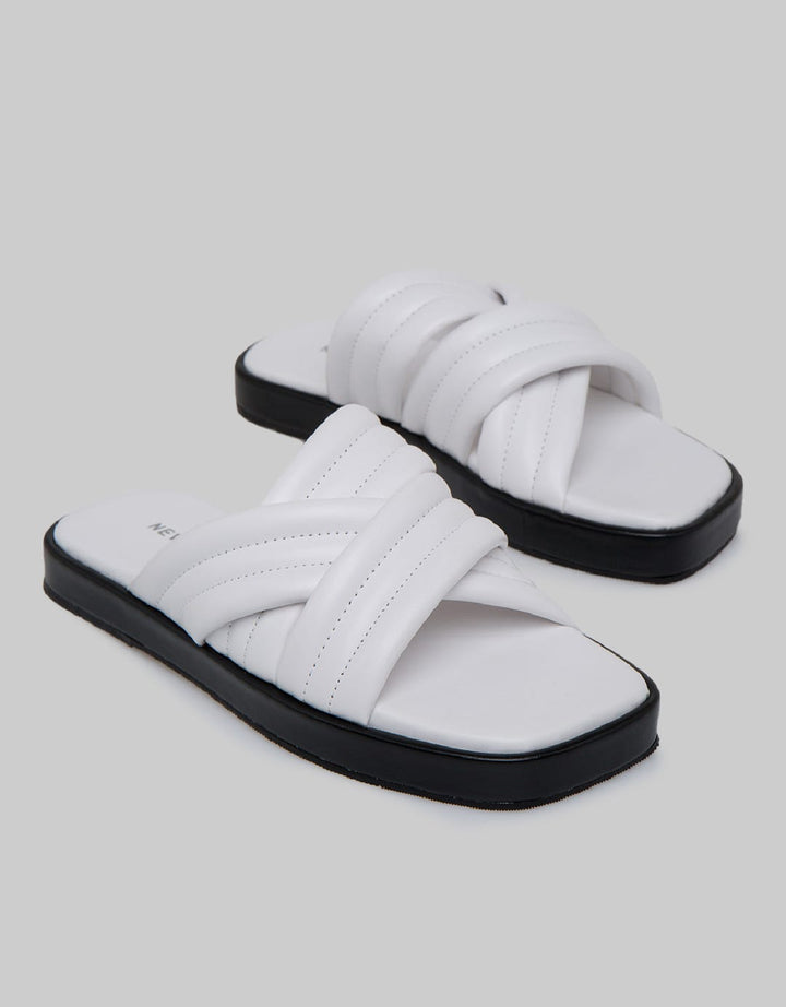 Nevada Quilted Cross Sandal Wanita