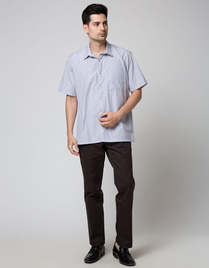 Stanley Adams Check Medium Kemeja Pria