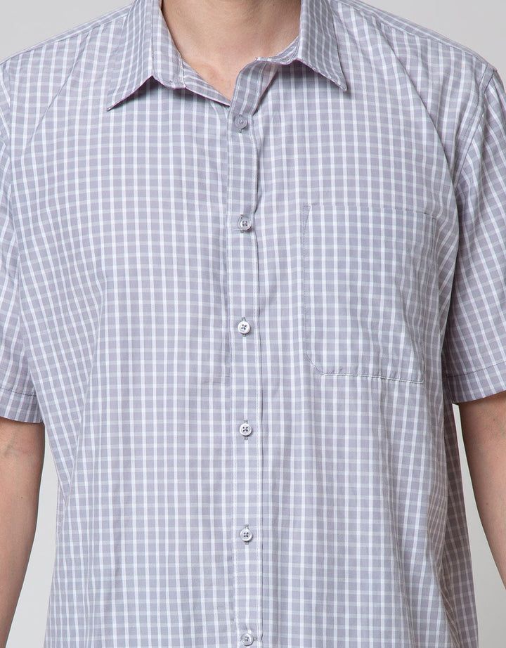 Stanley Adams Check Medium Kemeja Pria