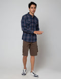 Details Flanel Yarn Kemeja Pria