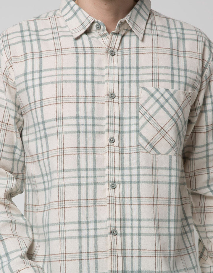Details Yarndyed Kemeja Flannel Pria