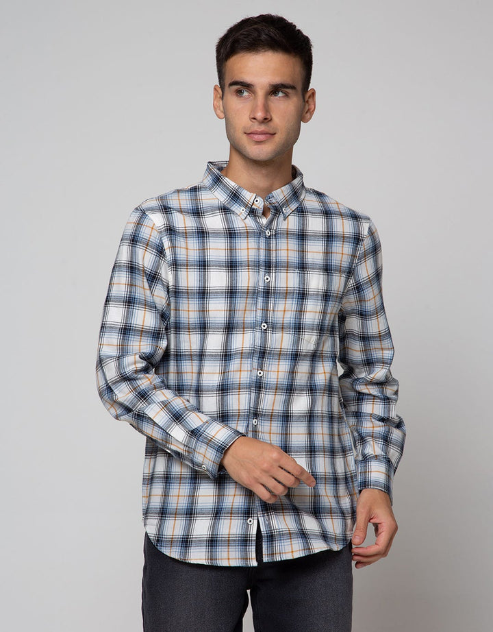 Details Flannel Check Kemeja Pria