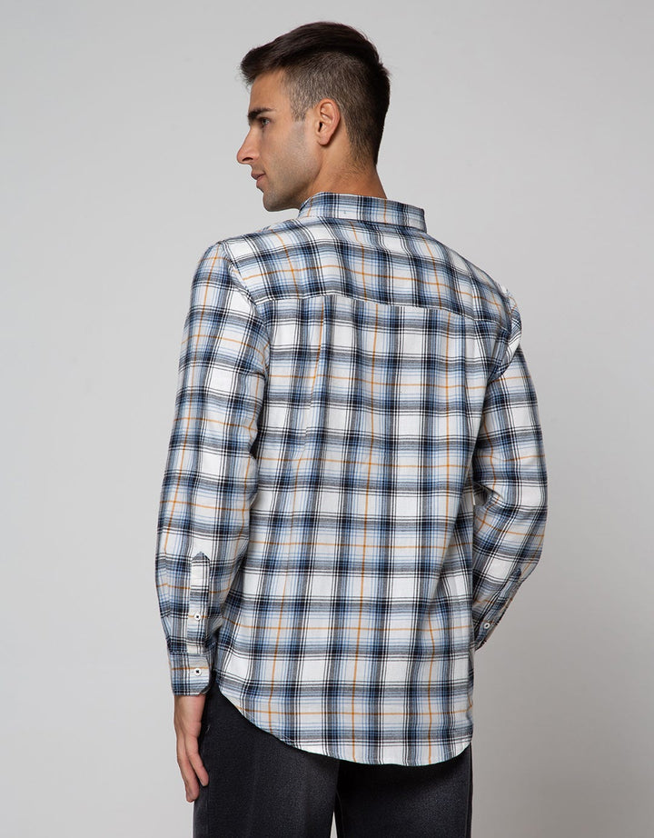 Details Flannel Check Kemeja Pria