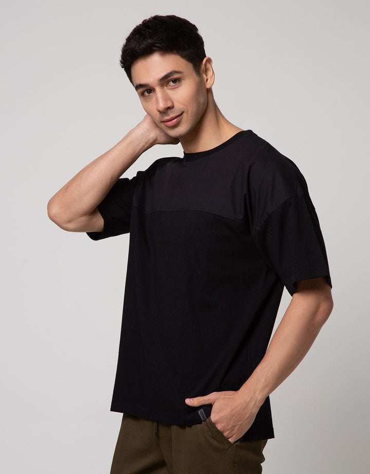 Details Short Sleeve T-Shirt R Neck Cut And Sewn Mix Woven Fabric