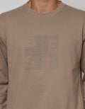 Details Best Men's Sweater Team