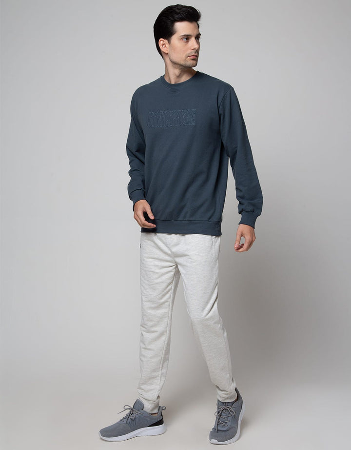 Details Neck Embro Atmosphere Sweater Pria
