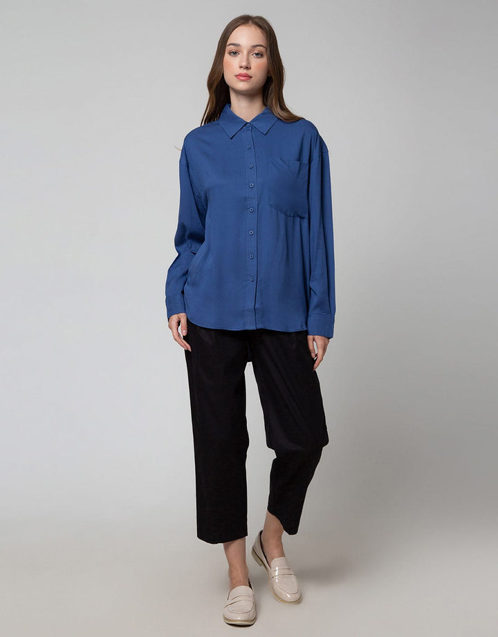 Details Long Pants Reguler Fit Button Opening