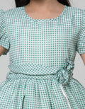 Sweet Miss Short Sleeeve Midi Dress Kotak Pinggang Bunga Bawah Ruffle