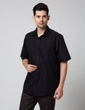 Cole Fab Solid Kemeja Pria