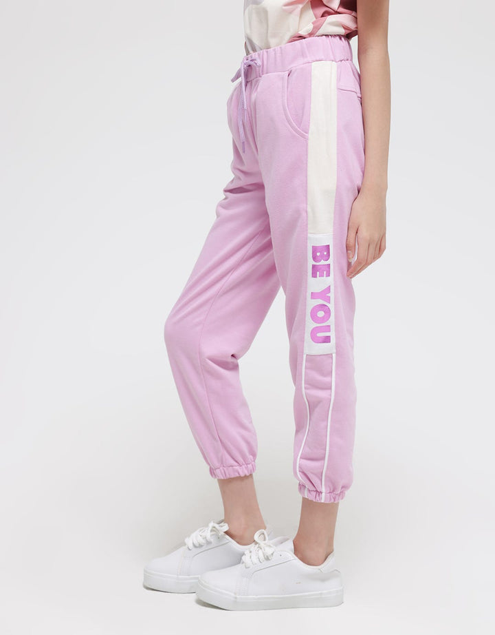 Nevada Side Print Celana Jogger Anak Perempuan