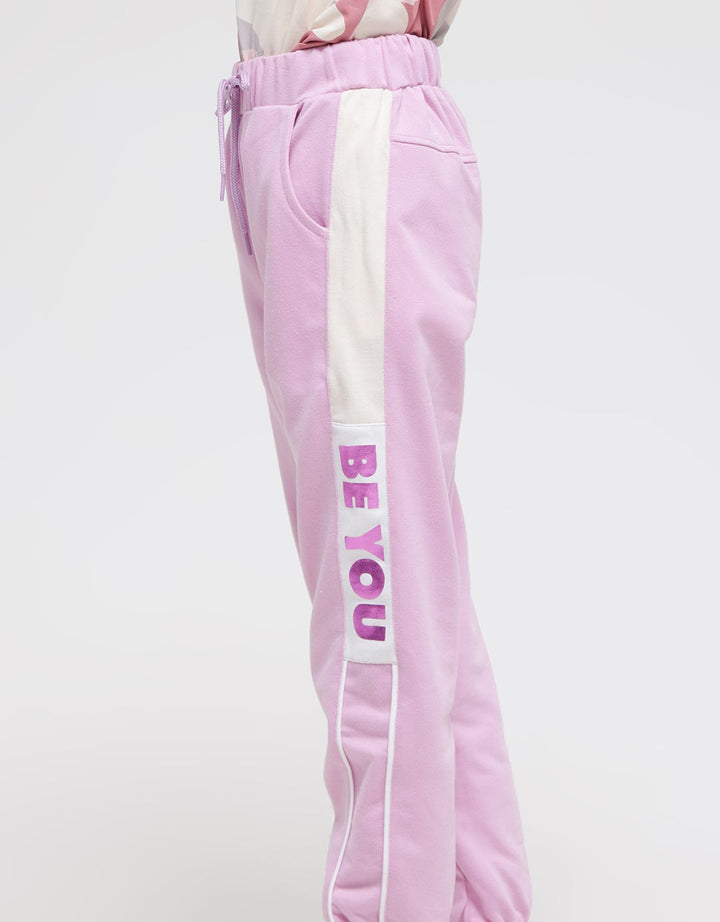 Nevada Side Print Celana Jogger Anak Perempuan