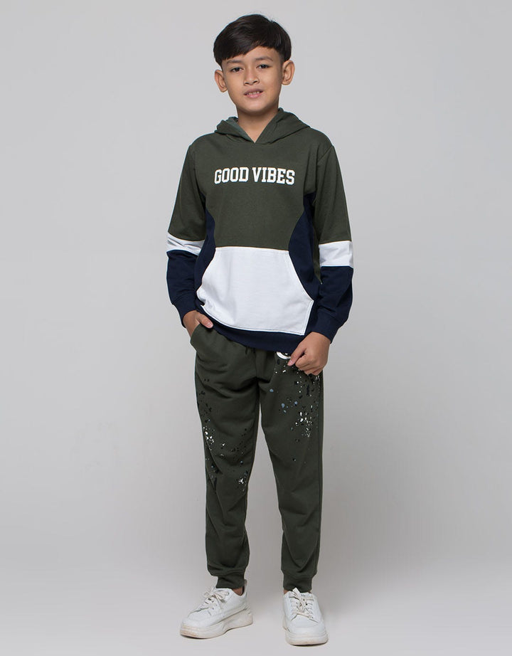 Aero Sweater Hoodie Good Vibes