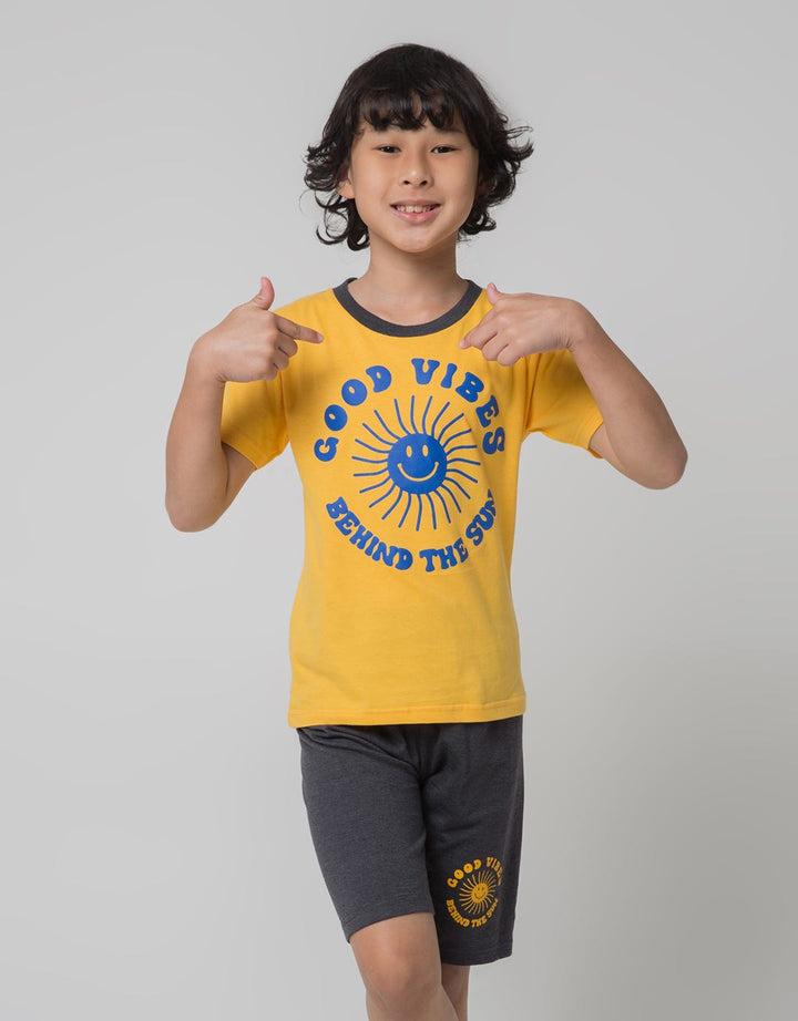 Little M Top-Bottom Set T-Shirt Good Vibes