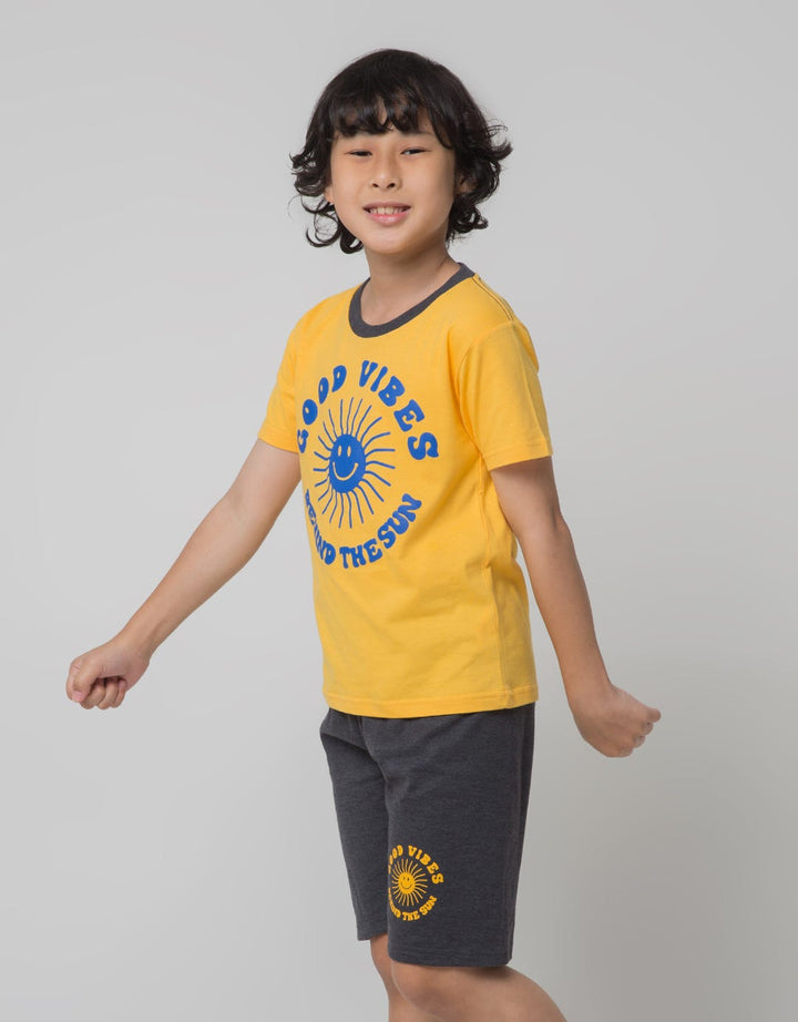 Little M Top-Bottom Set T-Shirt Good Vibes