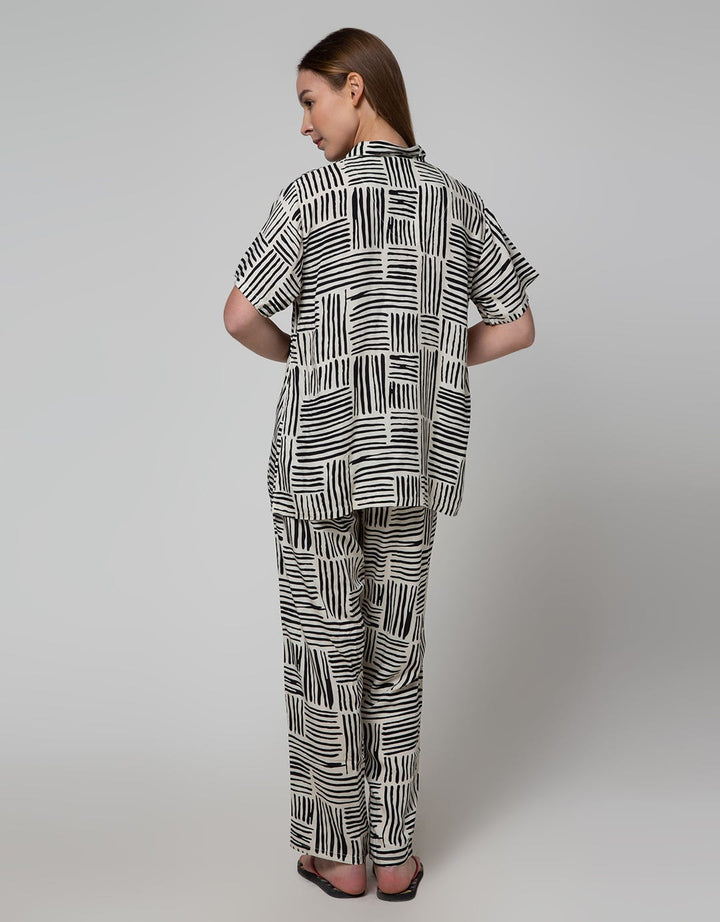 St. Yves Stripe Mix Set Piyama Wanita
