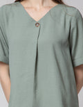 St. Yves Levent Creepe Blouse Wanita