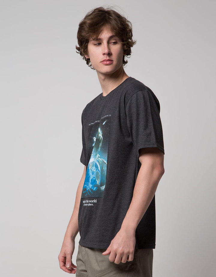 T Zone Short Sleeve T-Shirt The World