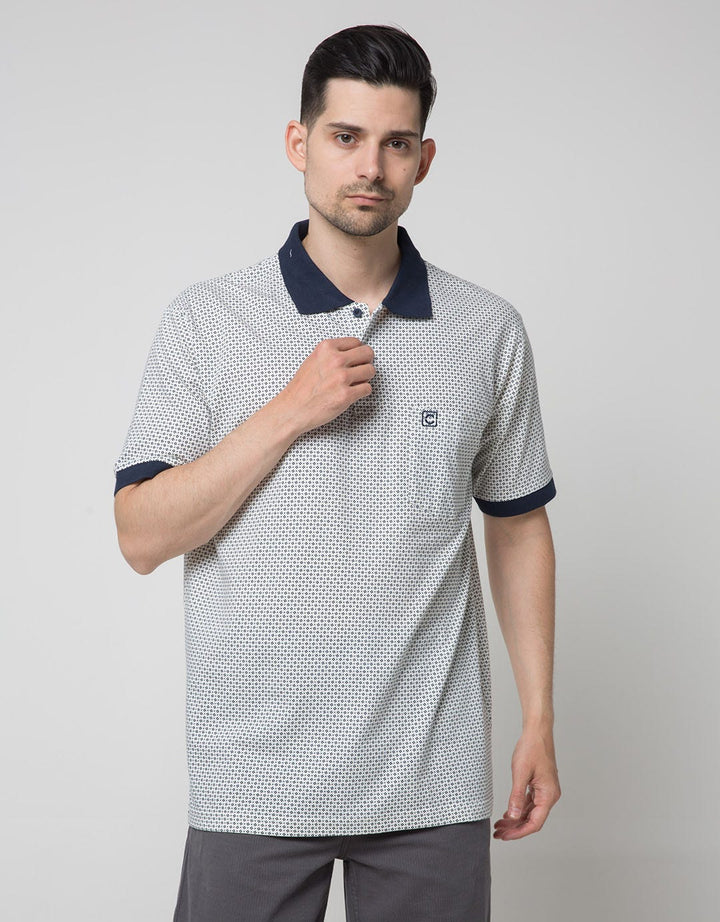Cole Minimalist Contrast Kaos Polo Pria