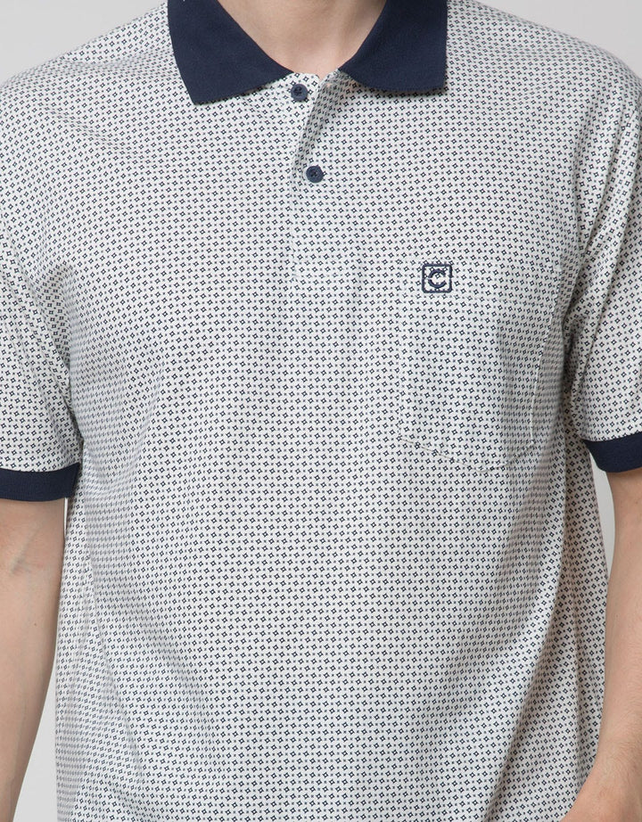 Cole Minimalist Contrast Kaos Polo Pria