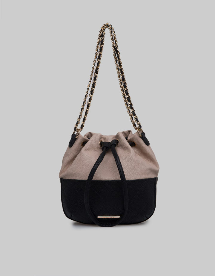 Connexion Shoulder Bag Chain