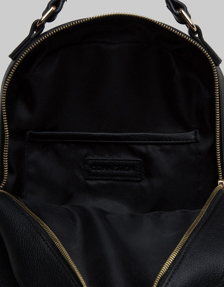 Connexion Casual Solid Backpack