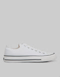 Cardinal Two Tone Color Sepatu Sneakers Pria