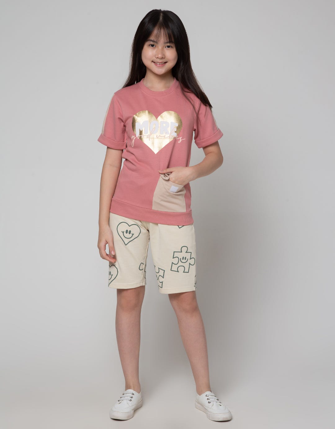 Nevada Short Sleeve T-Shirt Reflective Print With Pocket