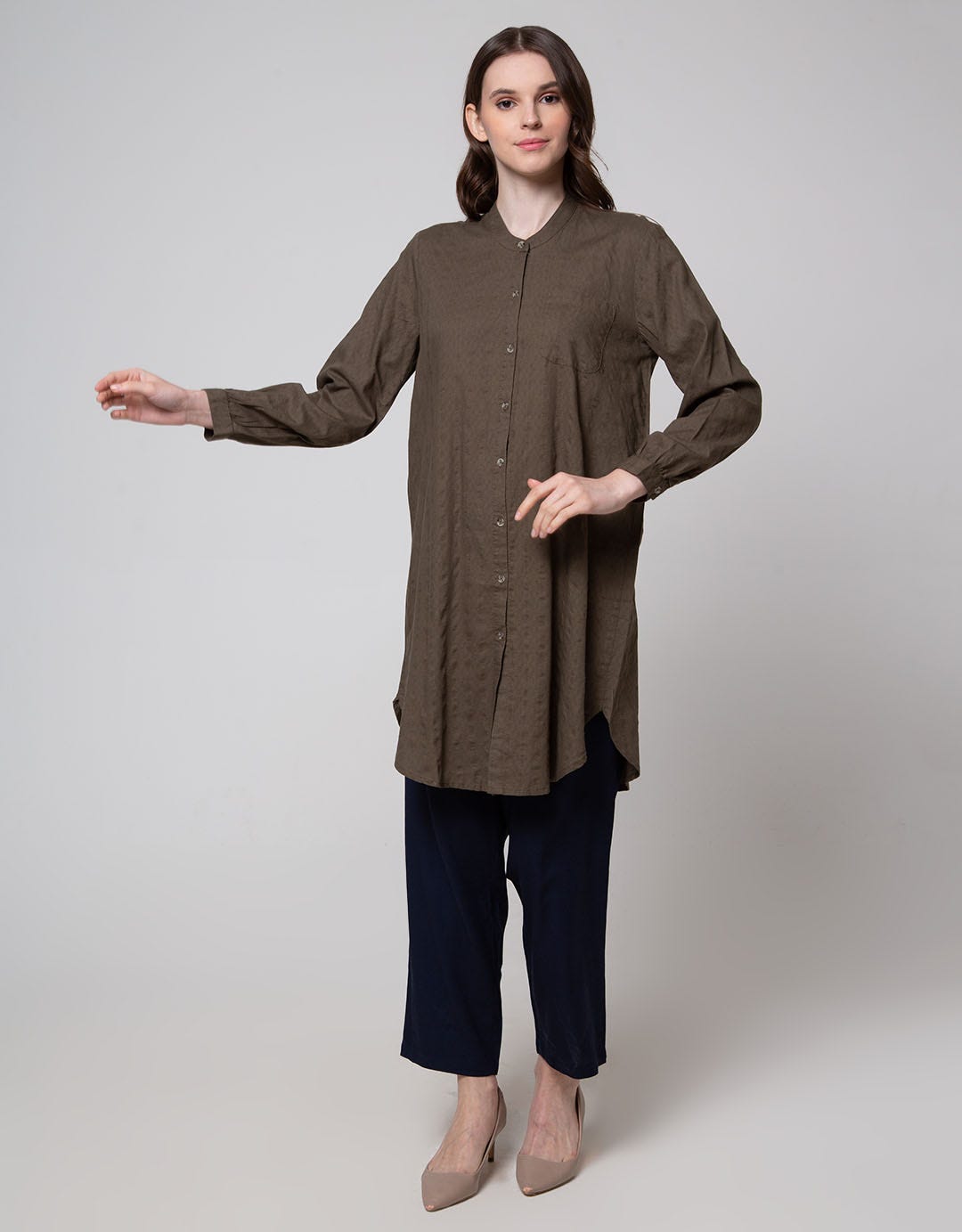 Geela Krisa Long Classic Women's Shirt