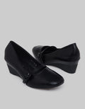 Peter Keiza Close Toe Wedges Wanita