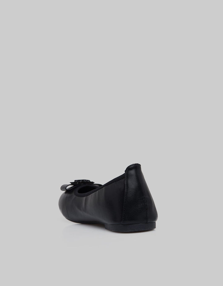 Peter Keiza Buckle Flatshoes Wanita