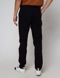 Details Celana Chinos Stretch Pria