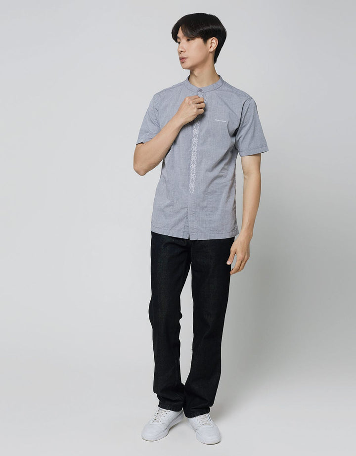 Cardinal Casual Kemeja Koko Button