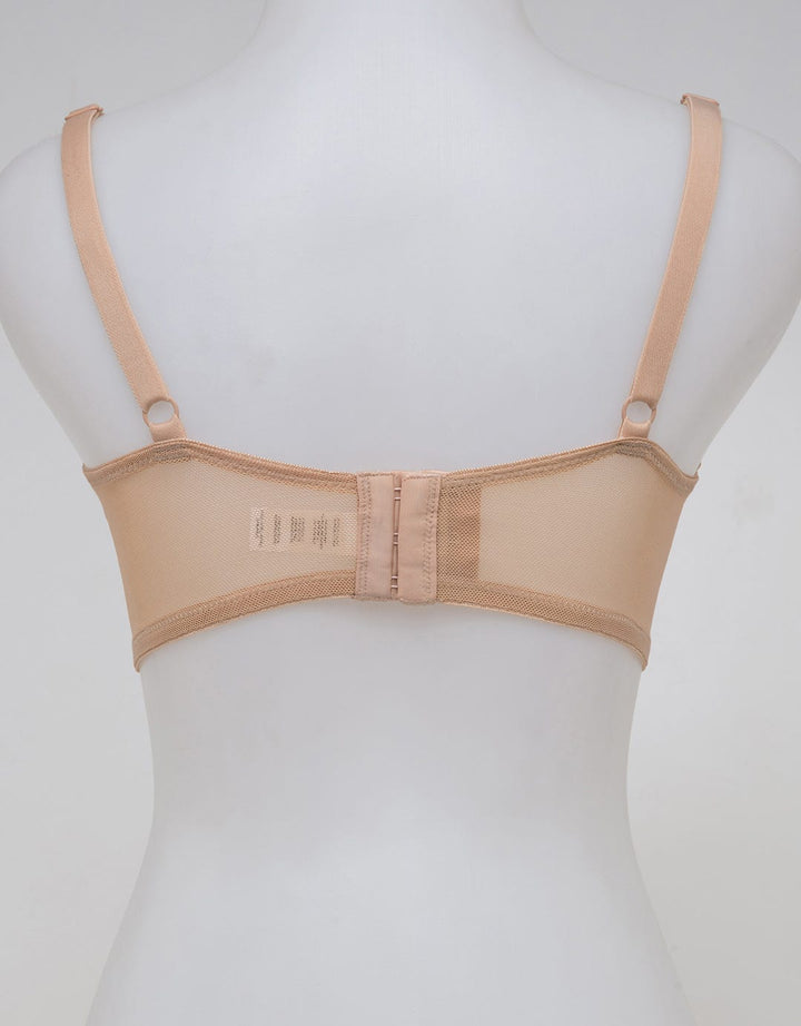 St. Yves Non Push Up Regular Bra Wired With Laces N Mesh