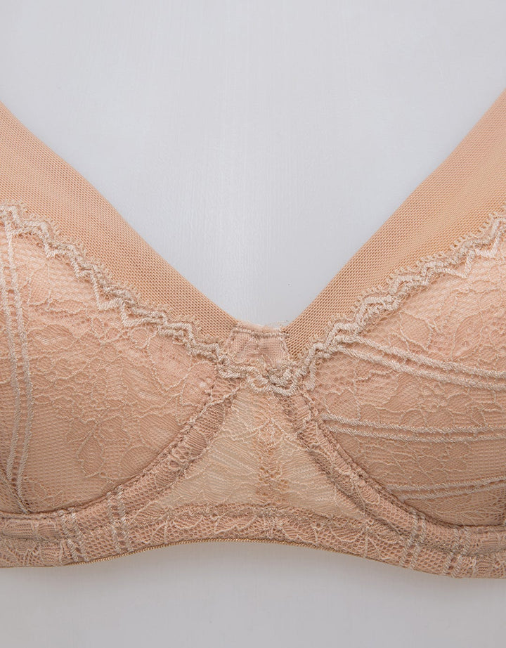 St. Yves Non Push Up Regular Bra Wired With Laces N Mesh