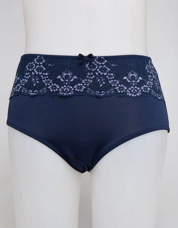 St. Yves Maxi Lace Calana Dalam Wanita