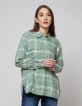 Cardinal Girl Double Pocket Kemeja
