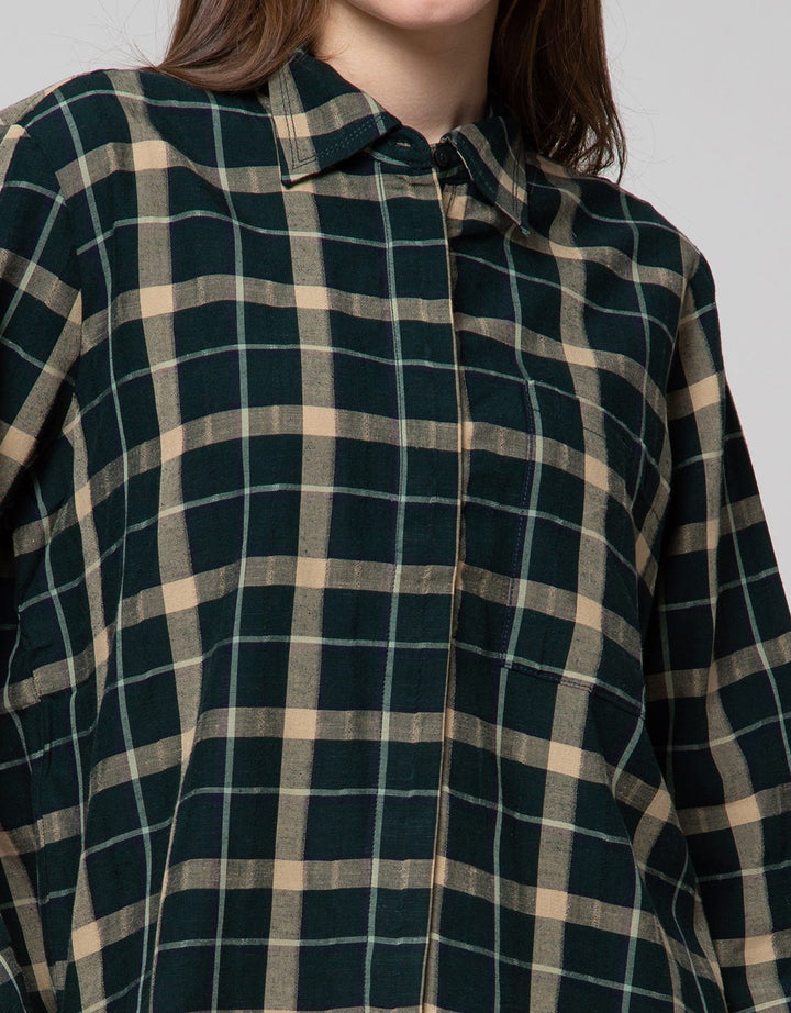 Cardinal Girl Small Plaid Motif Shirt