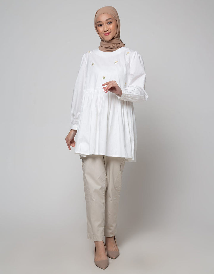 Annisa Long Sleeve Blouse With Small Flower Embroidery