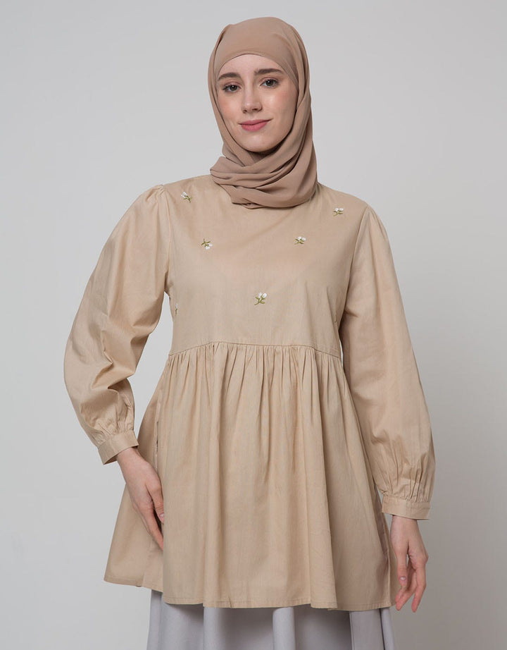 Annisa Long Sleeve Blouse With Small Flower Embroidery
