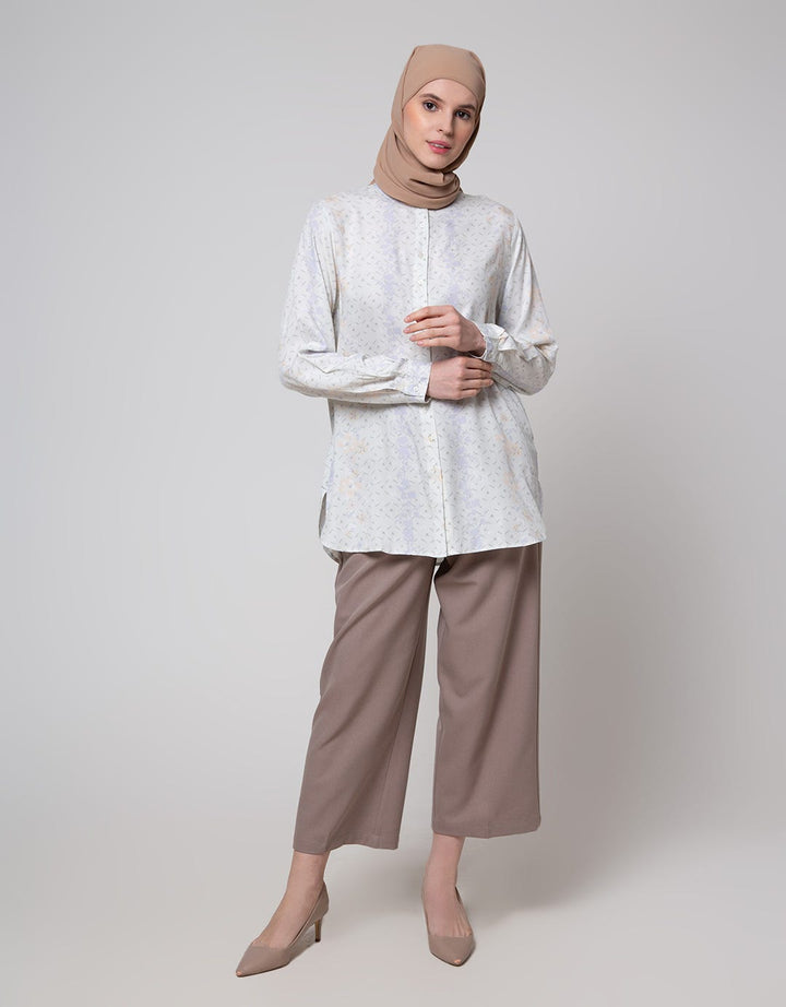 Annisa Long Sleeve Shirt Hero Product Basic Flower Print