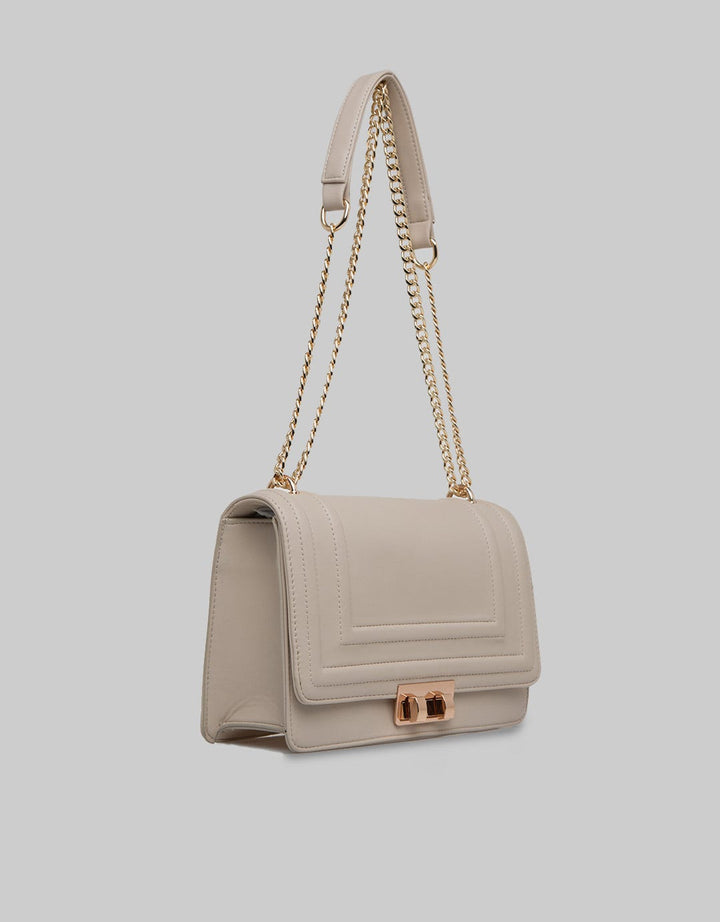 Connexion Shoulder Bag Chain With List Outside
