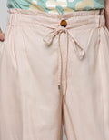 Nevada Solid Woven Celana Panjang Wanita