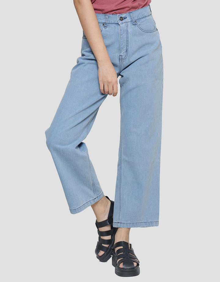 Nevada Wide Leg Basic Celana Panjang Denim Wanita