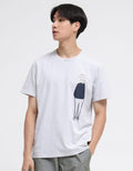 Suko Graphic Print Kerah Bulat Kaos Pria