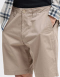 Suko Celana Pendek Chinos Bermuda Shorts