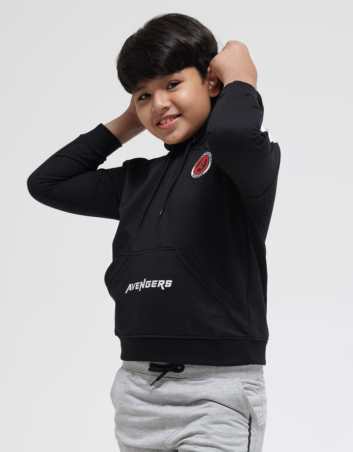 Marvel Sweater Avenger Logo Splash