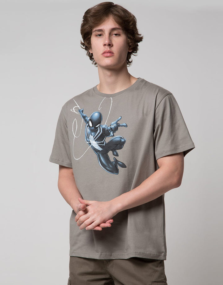 Marvel Short Sleeve T-Shirt Spiderman Flying Pose