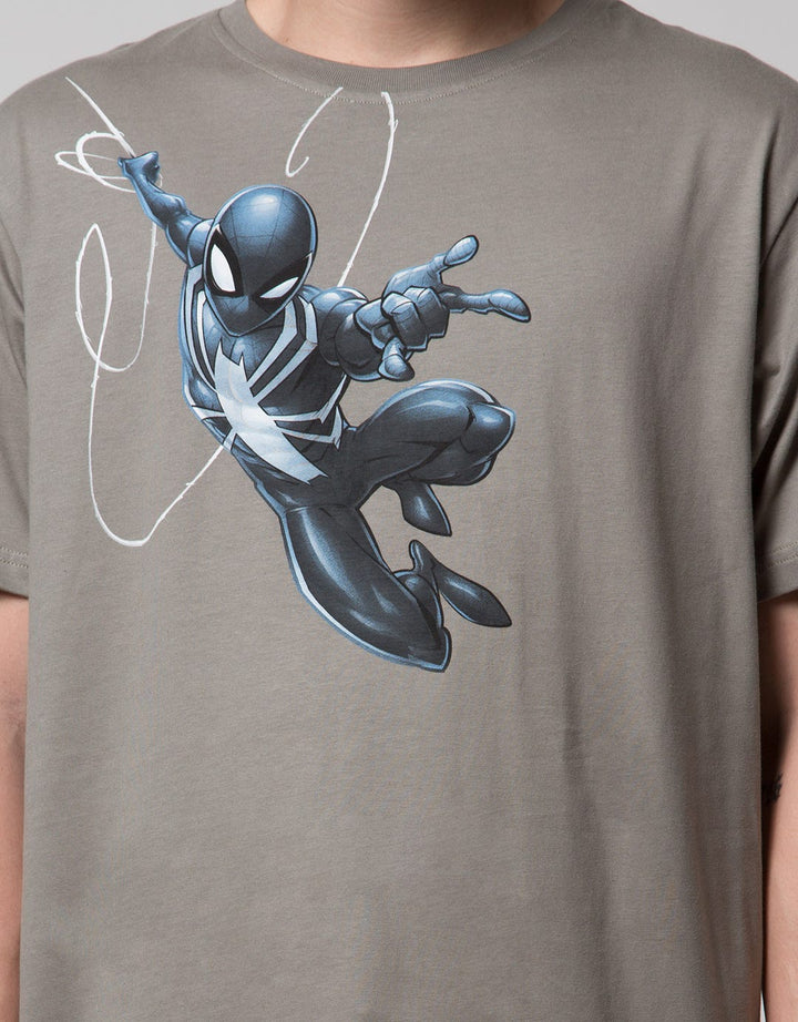 Marvel Short Sleeve T-Shirt Spiderman Flying Pose