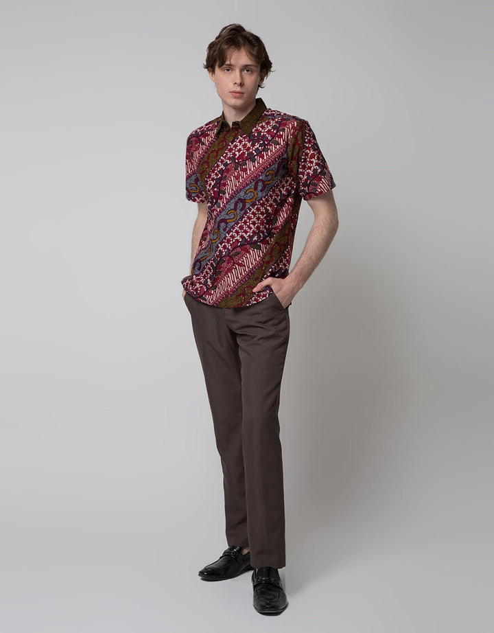 Arjunaweda Hem Batik Lengan Pendek Parang Kawung