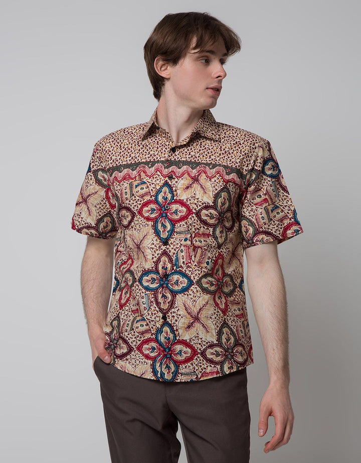 Arjunaweda Hem Batik Lengan Pendek Semanggi Warna